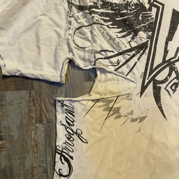 THRASHED tapout t-shirt mma tee graphic holes y2k - Picture 2 of 4